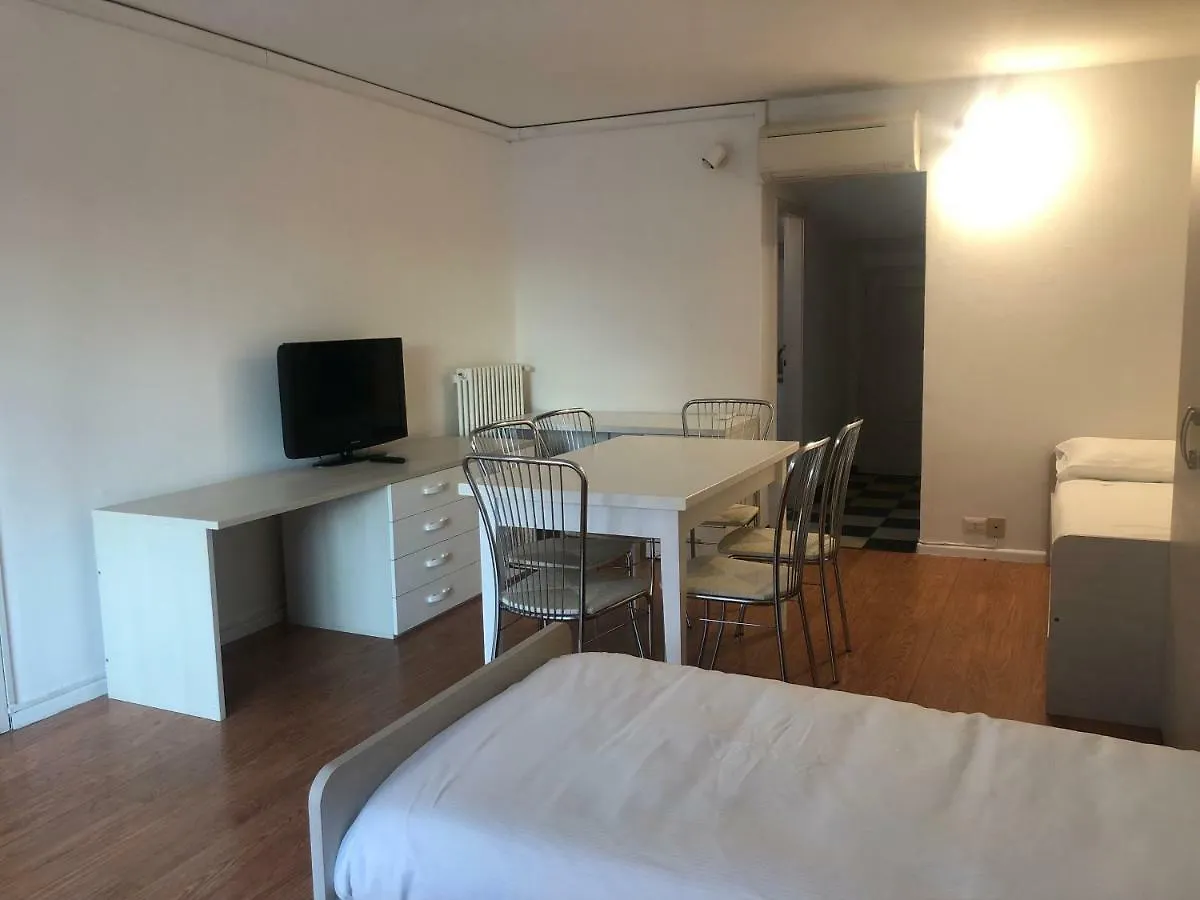 M14 Duomo Apartments Padua