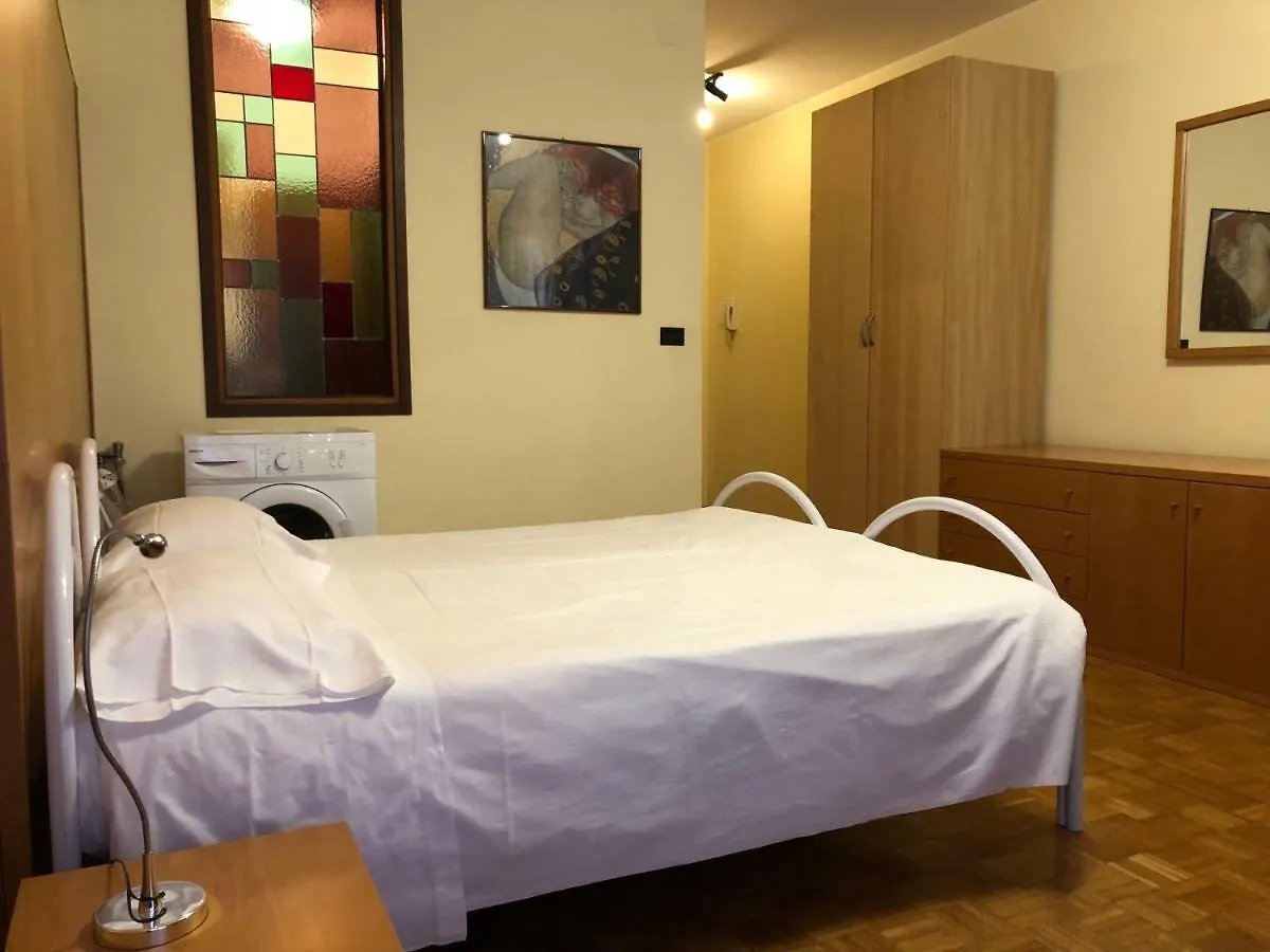 M14 Duomo Apartments Padua Italien